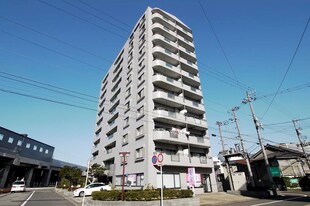 ファミール大手町の物件外観写真